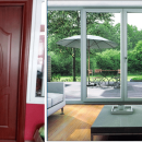 So sánh cửa gỗ và cửa nhôm kính – Loại nào tốt nhất?